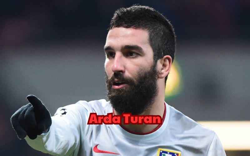 Arda Turan từng khoác áo 2 đội bóng danh tiếng tại Tây Ban Nha là Barcelona và Atletico Madrid