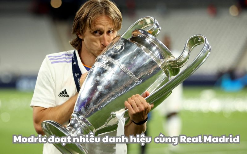 Trong màu áo Los Blancos anh đoạt đến 5 danh hiệu Champions League