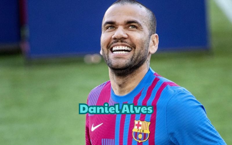 Daniel Alves vẫn đang là cầu thủ có số danh hiệu nhiều nhất lịch sử bóng đá